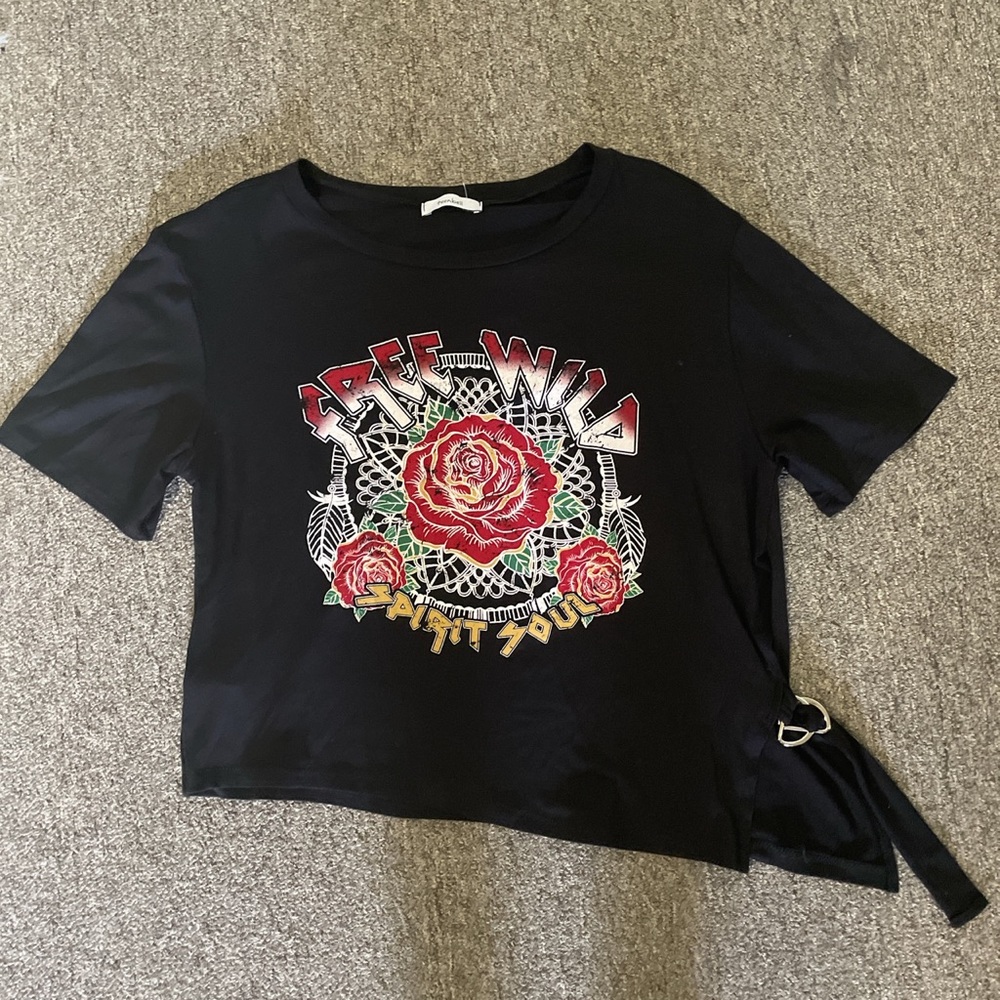 Teenbell Black slanted crop top